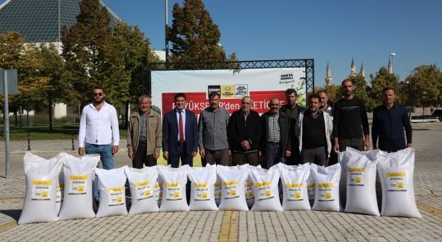 Başkan Altay: “Şehrimize Ve Ülkemize Katkı Sağlayan Çiftçilerimizin Yanında Olmaya Devam Edeceğiz”  
