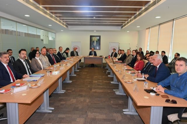 Denizli'de Su Yönetimi Masaya Yatırıldı  