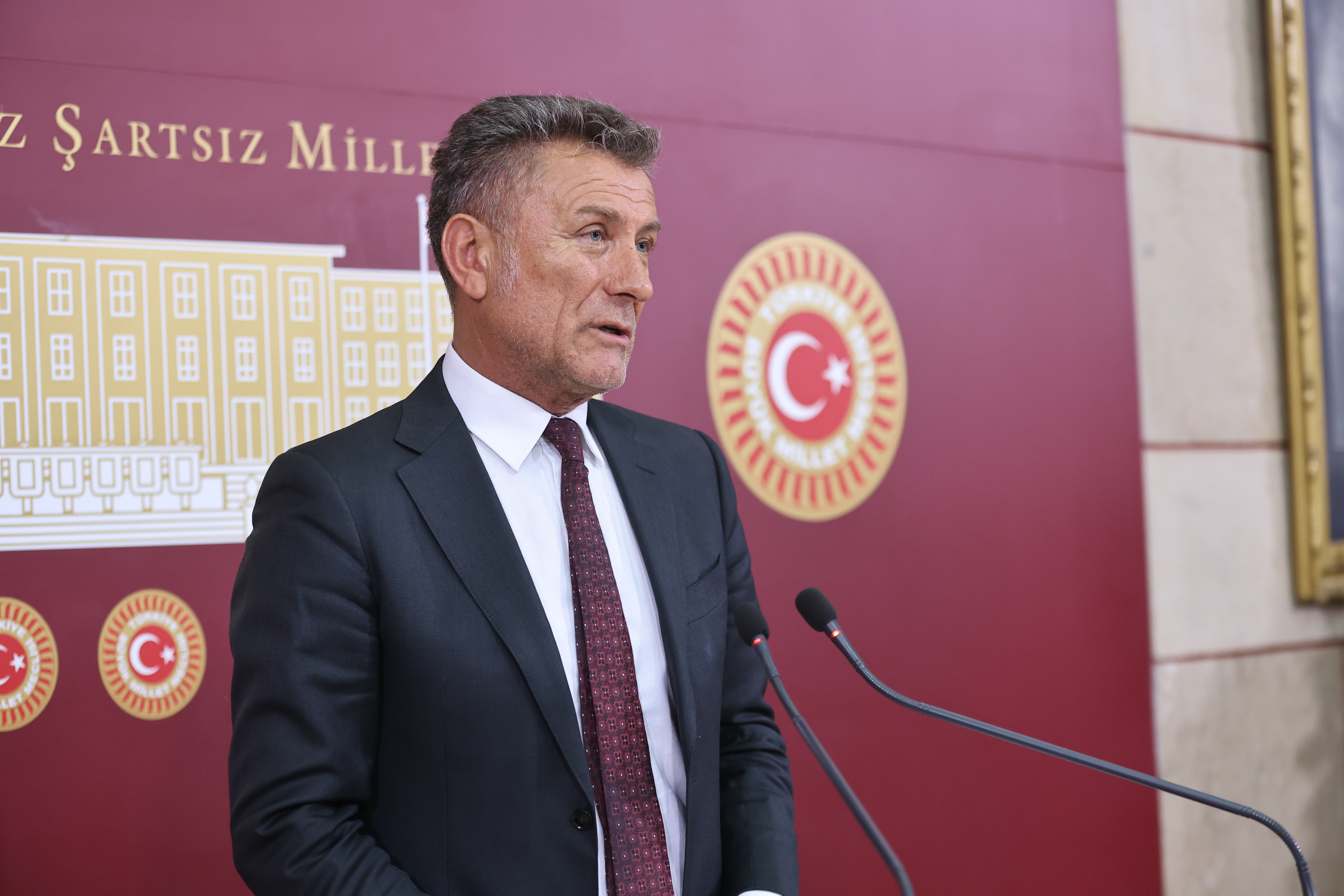 HAYVAN VE ET İTHALATI SON 5 YILIN ZİRVESİNDE, YURTTAŞ HALA ET ALAMIYOR!