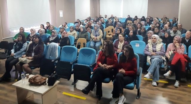 Yalova’da Kantin ve Yemekhane Çalışanlarına Hijyen Eğitimi Verildi  